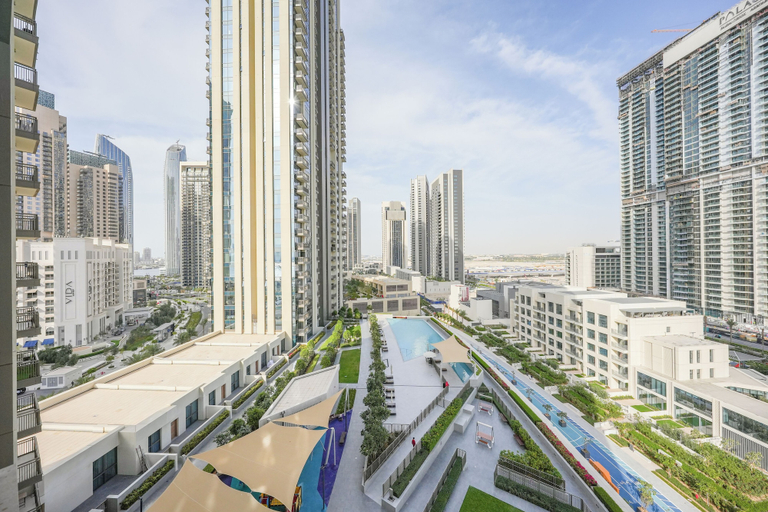 View from room, Yogi - Elegant Apartment With Balcony Amidst Vibrant Area, Dubai