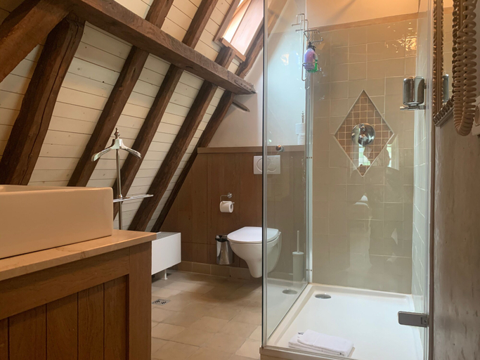 Bathroom 4, 1669 Bed & Breakfast, West-Vlaanderen