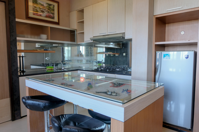 Others 3, Spacious 3BR at The Edge Bandung Apartment By Travelio, Cimahi