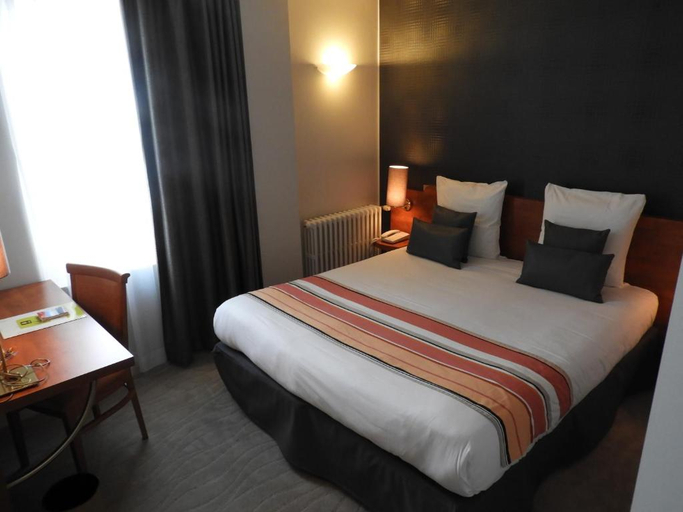 Bedroom 3, Logis Hotel Le Pelican, Maine-et-Loire