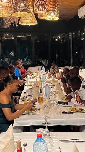 Food & Drinks 5, La Villa des Fées, Wouri