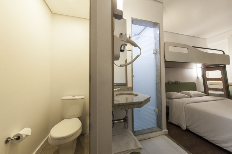 Bedroom 3, ibis budget Manaus, Maués