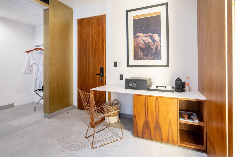 Bedroom 13