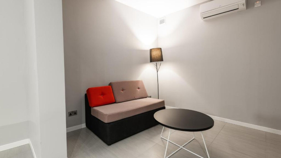 Bedroom 5, Holiday Inn Express MALTA by IHG, St Julian's