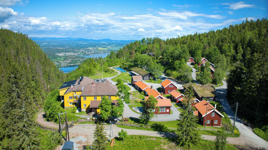 Exterior & Views 2, Kleivstua, Hole