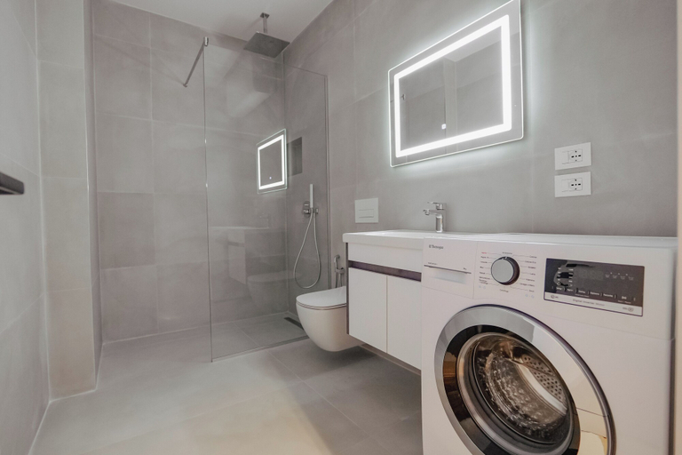 Bathroom 4, Loli Luxury for you Apartment, Sarandës