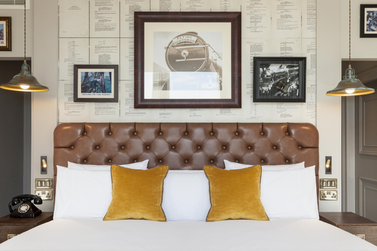 Bedroom 2, Hotel Indigo EDINBURGH - PRINCES STREET by IHG, Edinburgh