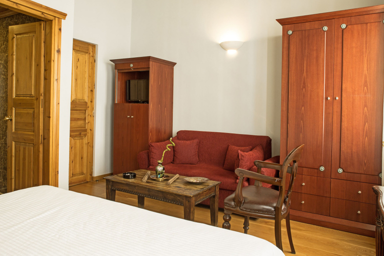 Bedroom 4, Kyveli Suites, Peloponnese