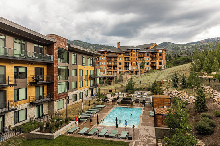 Exterior & Views 2, Lift by All Seasons Resort Lodging, Summit