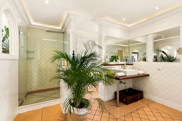 Bathroom 5, Molo Luxury Suites Puerto Banus, Málaga