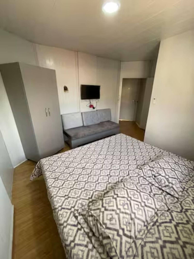 Bedroom 4, Rawda Residence, Baalbeck