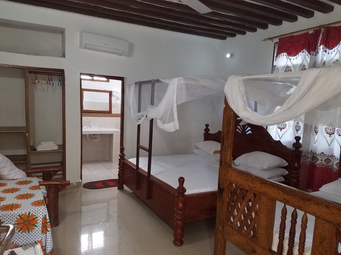 Bedroom 4, Baraka Beach Bungalows, Kaskazini 'A'