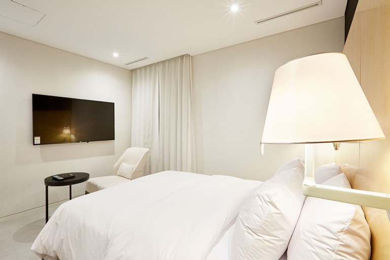 Bedroom 22
