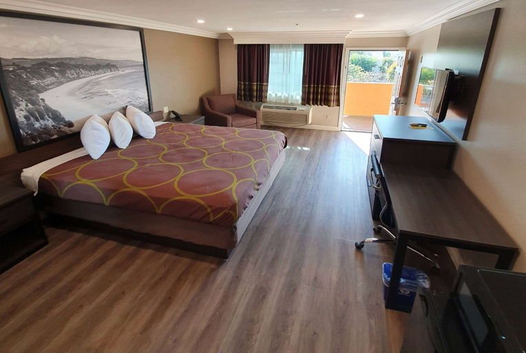 Bedroom 3, Super 8 by Wyndham Cypress Buena Park Area, Orange