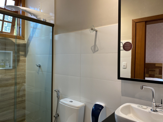 Bathroom 5, Pousada Maria Monteiro, Tiradentes