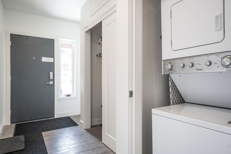 Bathroom 3, The RendezView by Revelstoke Vacations, Columbia-Shuswap