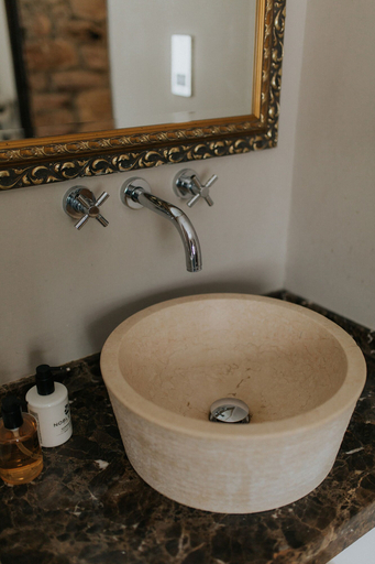 Bathroom 4, Newton Hall Courtyard Rooms, Northumberland