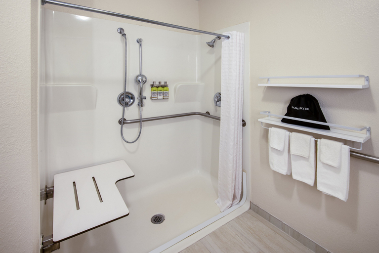 Bathroom 4, Candlewood Suites MANASSAS, Prince William