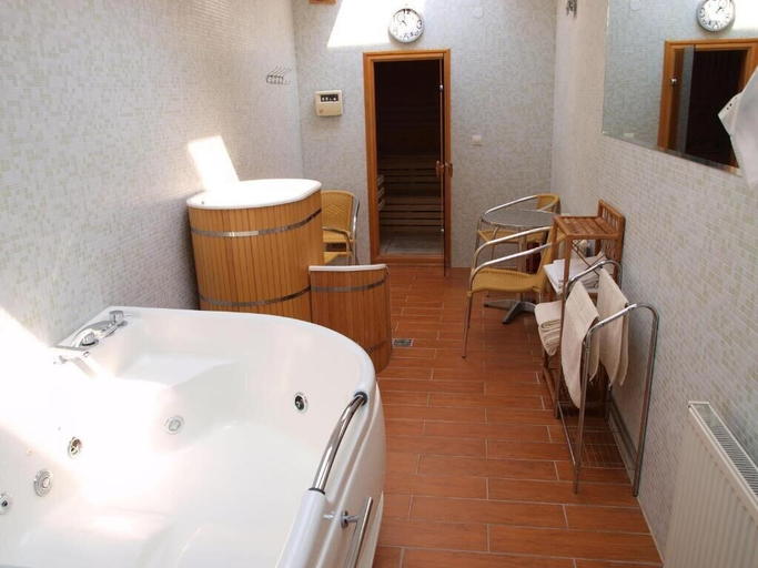 Bathroom 5, Hotel Dominika, Bratislava V