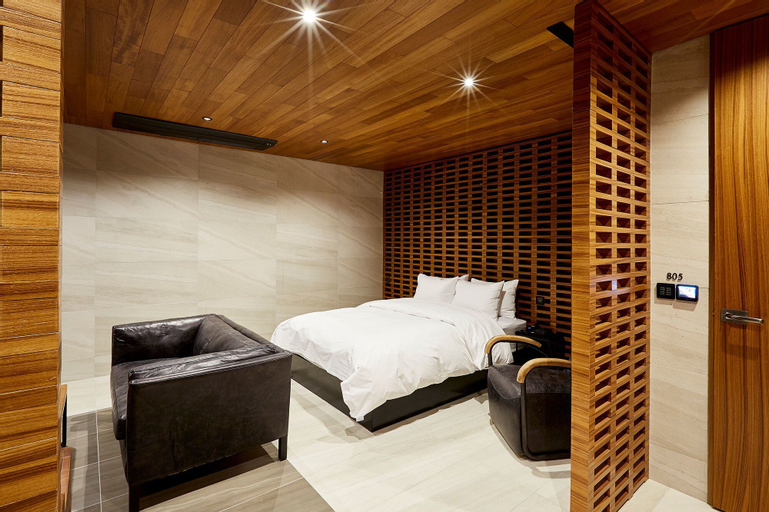 Bedroom 21