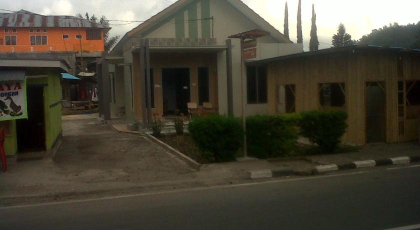 Exterior & Views 1, Cinnamon Guest House, Ngada