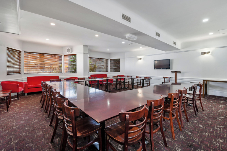 Food & Drinks 5, Quality Inn Napier, Napier