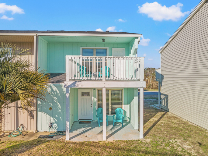 Exterior & Views 2, 18817 Deluna Ct - Luna De Mar, Bay