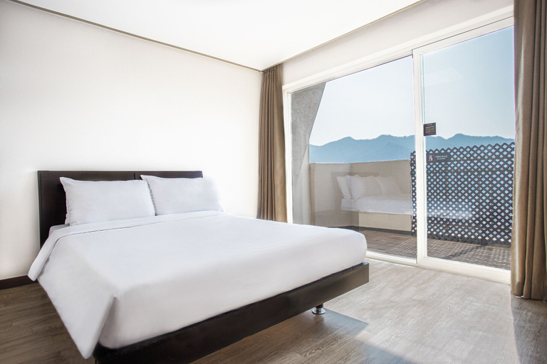 Bedroom 4, Kensington Resort Chungju, Chungju