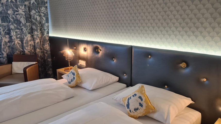 Bedroom 3, Hotel Lechnerhof, München