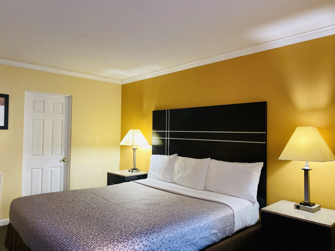 Bedroom 5, AC Lodge by Beach and Boardwalk, Atlantic
