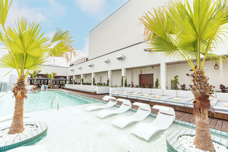 Sport & Beauty 2, Hôtel Swexan, Dallas