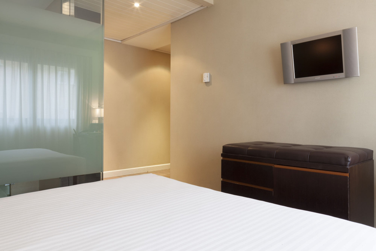 Bedroom 2, AC Hotel Irla by Marriott, Barcelona