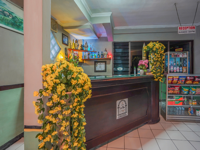 Public Area 3, OYO 90132 Lie Mas Hotel, Pasuruan