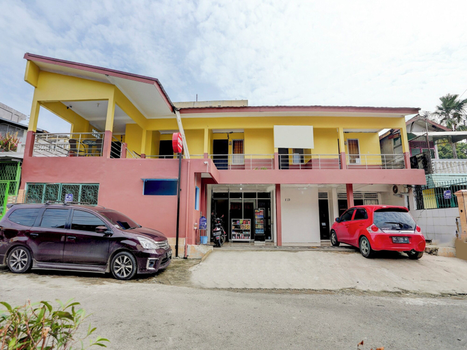Exterior & Views 1, OYO Life 90190 Asha Kost Syariah, Palembang