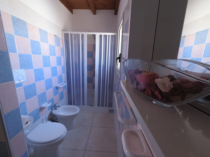 Bathroom 4, Hotel Alba Chiara, Lecce
