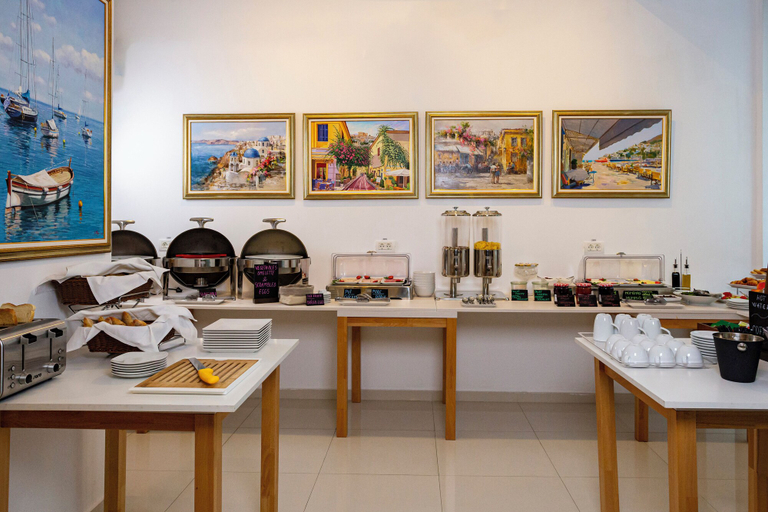 Food & Drinks 4, Bucur Accommodation, Municipiul Bucuresti