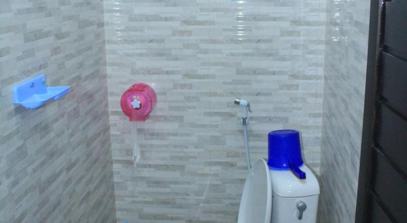 Bathroom 5, HOMESTAY KOTABARU, Jepara