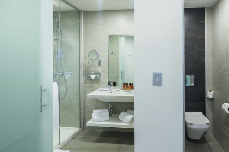 Bathroom 5, Hotel Riu Plaza New York Times Square, New York