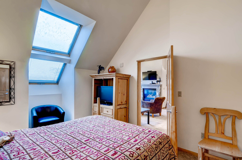 Bedroom 4, Jackpine & Black Bear Condos by Vail Resorts, Summit
