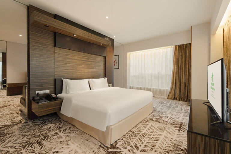 Bedroom 27