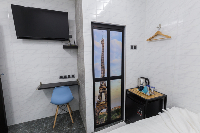 Bedroom 14