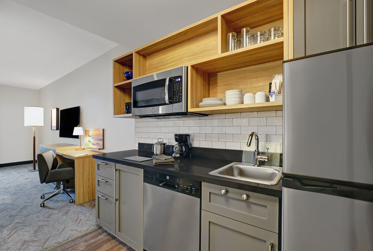 Others 5, Candlewood Suites KINGSTON WEST, Frontenac