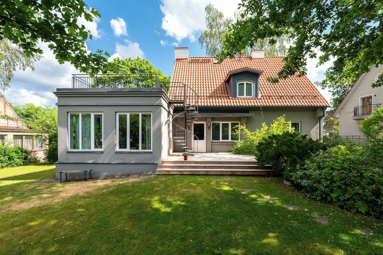 Exterior & Views 2, Gustav Ernesaks House, Tallinn