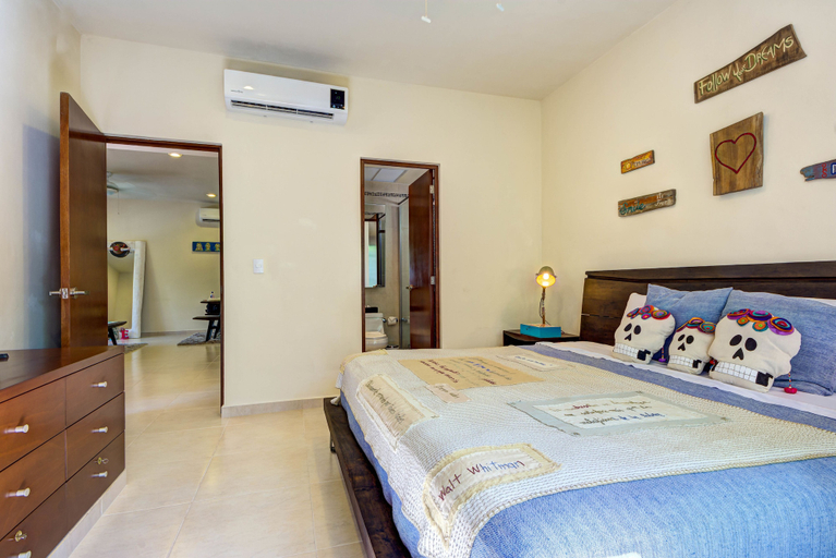 Bedroom 2, Peggy 2 BDRM apt sleeps 4 balcony, Cozumel