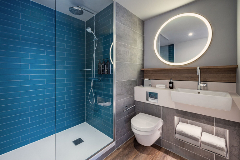 Bathroom 5, Residence Inn by Marriott Paris Charles de Gaulle Airport, Val-d'Oise