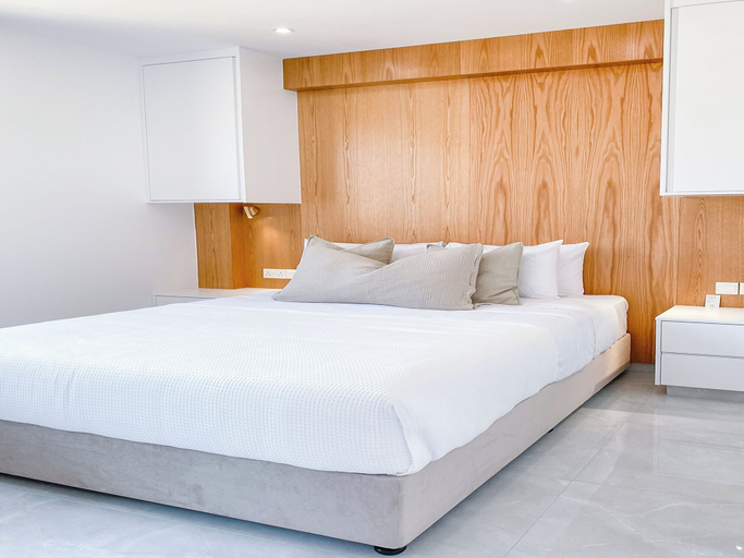 Bedroom 2, Phaedrus Living Marina Sea View 214 Gold