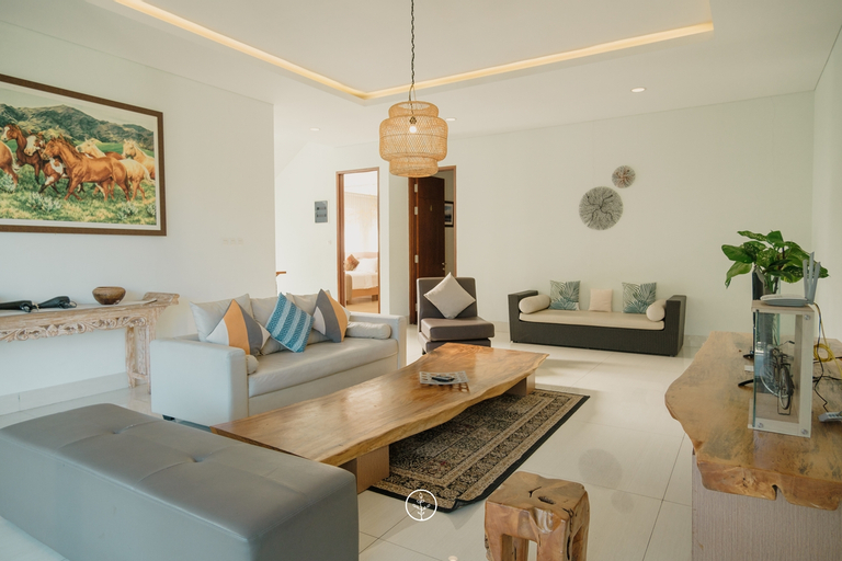 Exterior & Views 2, Narwastu Hill View Villa 6 bedrooms with a private swimming pool, Bandung