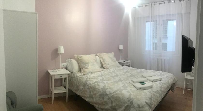 Guestroom 4, Alojamientos Iruna, Navarra