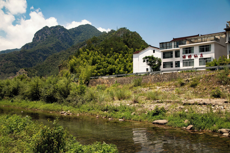 Exterior & Views, Lv ye Xian Zhuang Guesthouse, Taizhou