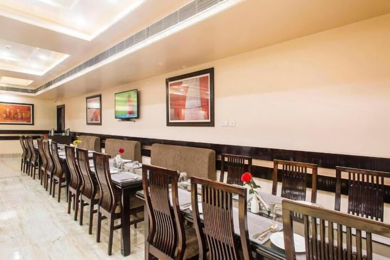 Food & Drinks, Hotel Madhuvan Palace, Varanasi